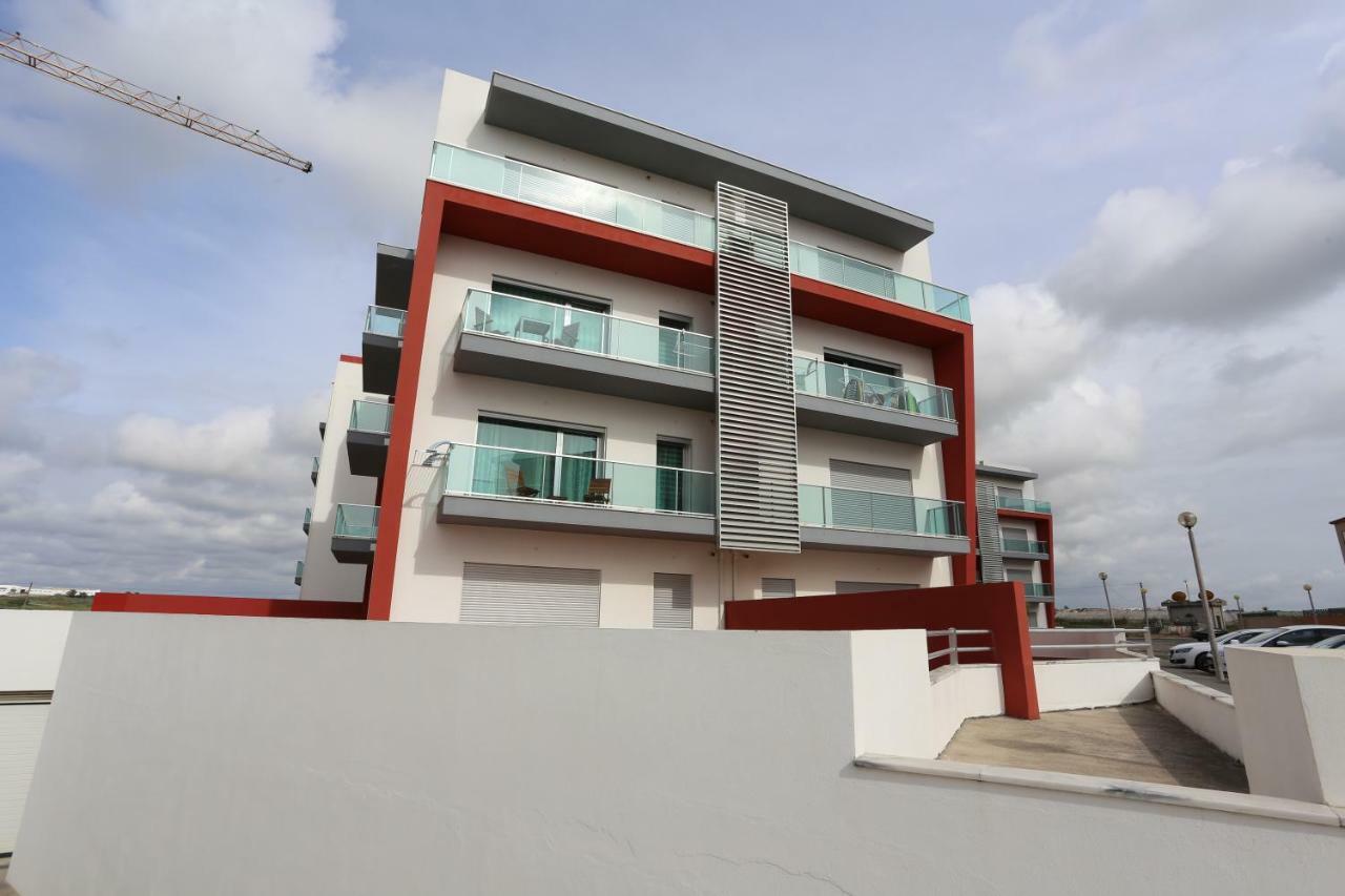 Surf And Stones Apartment Peniche Exterior photo